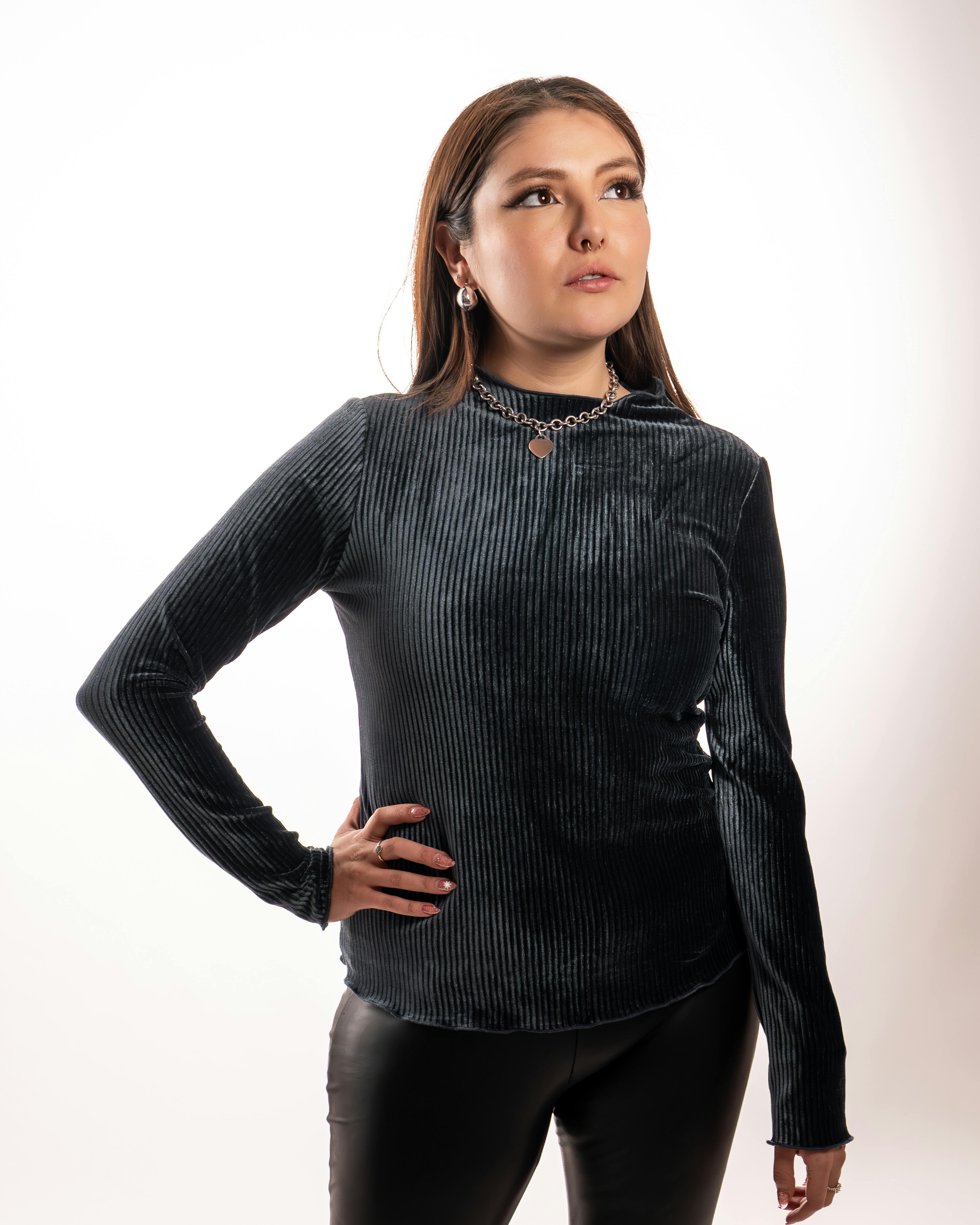 新片上架海报风格图